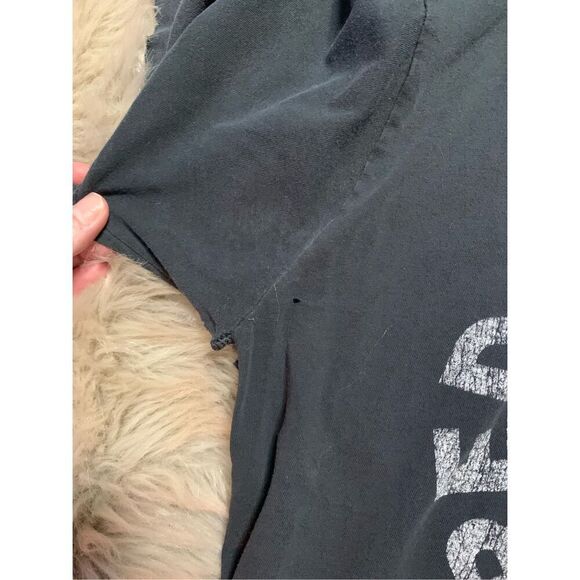 Bravado Women’s Red Hot Chili Peppers Tee Large - Picture 5 of 9